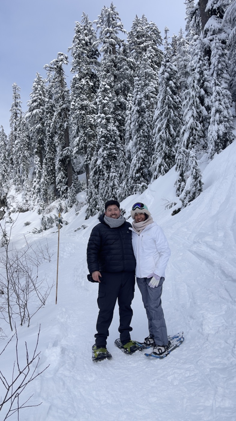 Octavio y Nayely en la nieve
